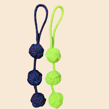 Loop with 3 Woven- In balls Rope Toy